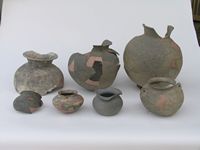 진주 평거동유적(2지구)_003_삼국시대 주거지 출토 토기 (2)_2005_고고_제4유형.JPG이미지